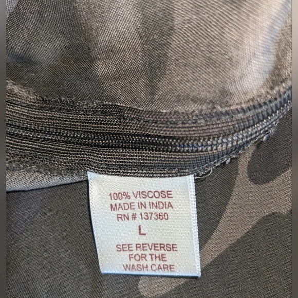 MOON ORCHID Camouflage Jumper Size Large - Picture 7 of 9